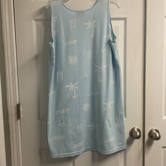 Summer dress - Picture 3 of 3